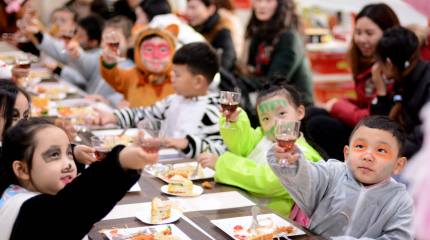 湖(hú)北(běi)荊州楚天都市(shì)佳園偉才幼兒園：動物(wù)音(yīn)樂劇，任性跨年(nián)