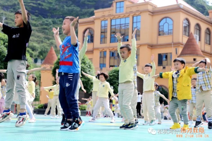 貴州松桃鴻合偉才幼兒園複學記：開(kāi)心熱鬧又(yòu)回來了！