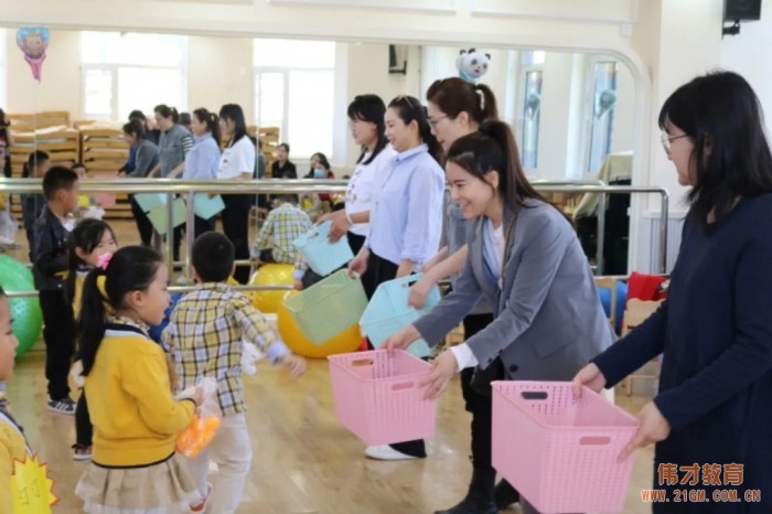 财商少兒 犇向未來——遼甯錦州東湖(hú)一(yī)号偉才幼兒園