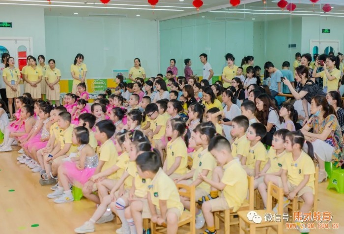 湖(hú)北(běi)孝感偉才幼兒園2021屆畢業(yè)紀念